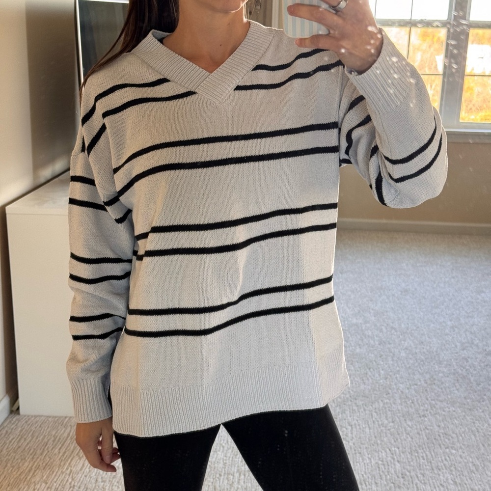 Sanctuary Black and blue Striped V-Neck Sweater NWT